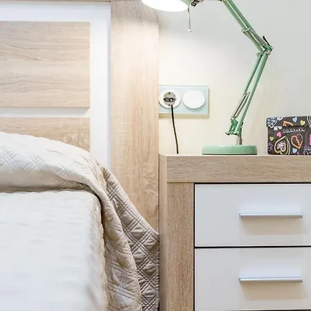 Apartment Travel Habitat Jardines Rio Turia. *