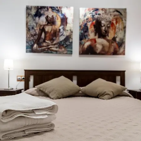 Travel Habitat Jardines Rio Turia. Apartment Valencia